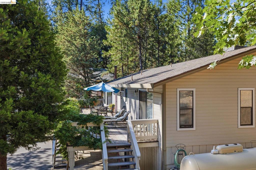 20812 Point View Dr., Groveland, CA 95321
