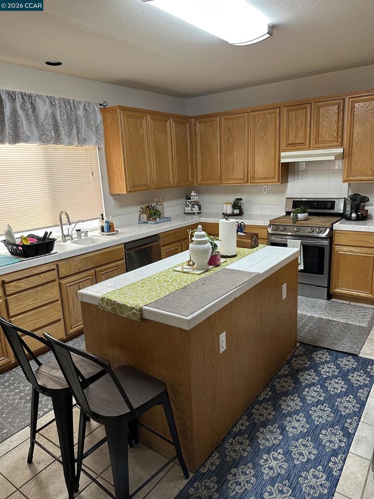 812 Allen Ct., Brentwood (CC), CA 94513-6213