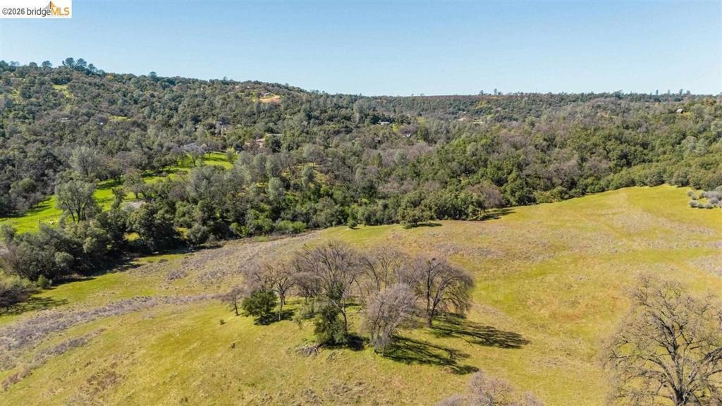 18701 Rawhide Rd, Jamestown, CA 95327
