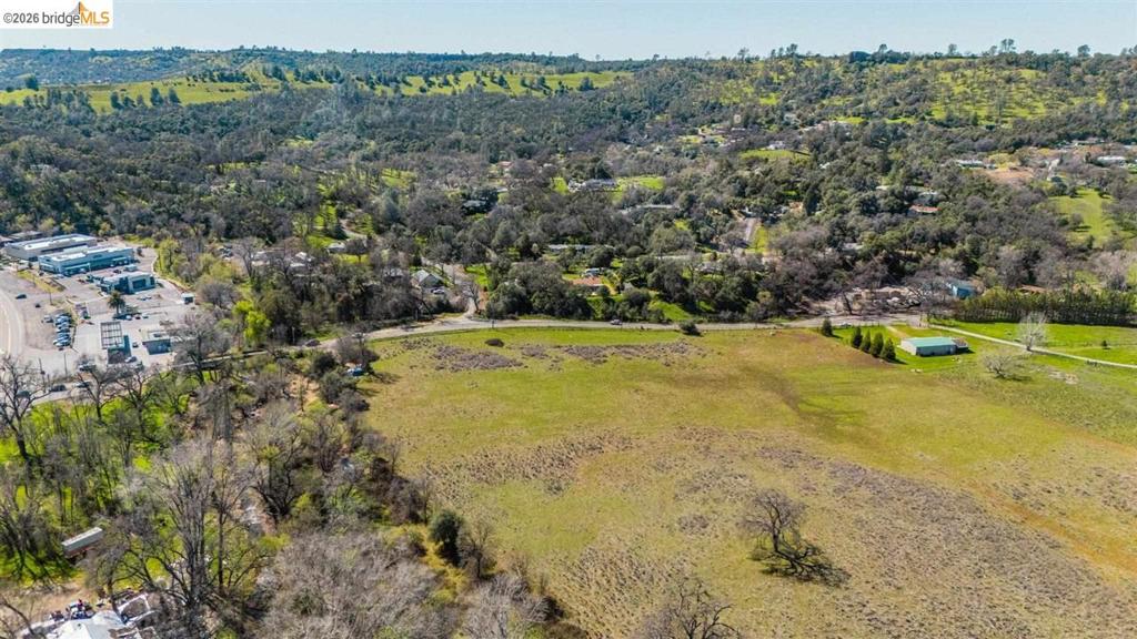 18701 Rawhide Rd, Jamestown, CA 95327