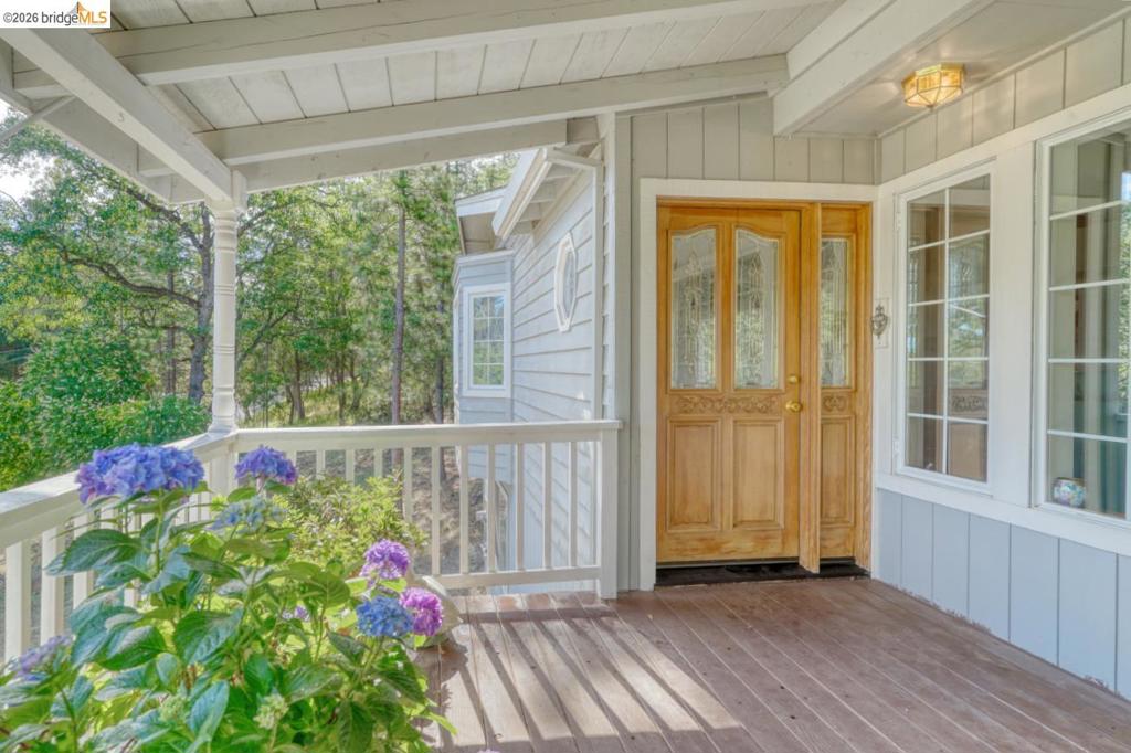 13163 Jackson Mill Dr, Groveland, CA 95321-9345