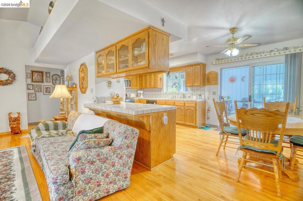 13163 Jackson Mill Dr, Groveland, CA 95321-9345
