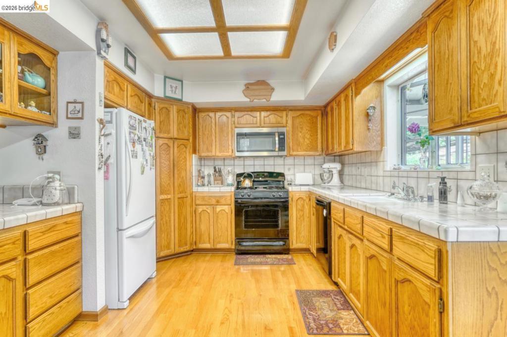 13163 Jackson Mill Dr, Groveland, CA 95321-9345
