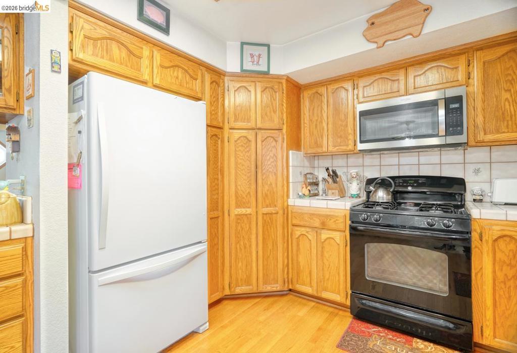 13163 Jackson Mill Dr, Groveland, CA 95321-9345