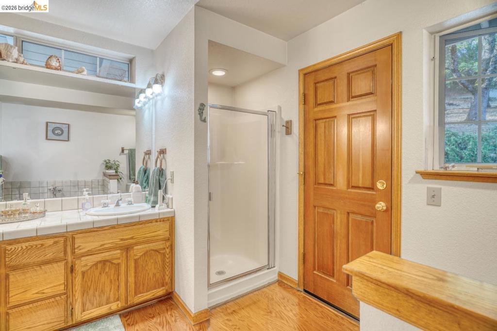13163 Jackson Mill Dr, Groveland, CA 95321-9345