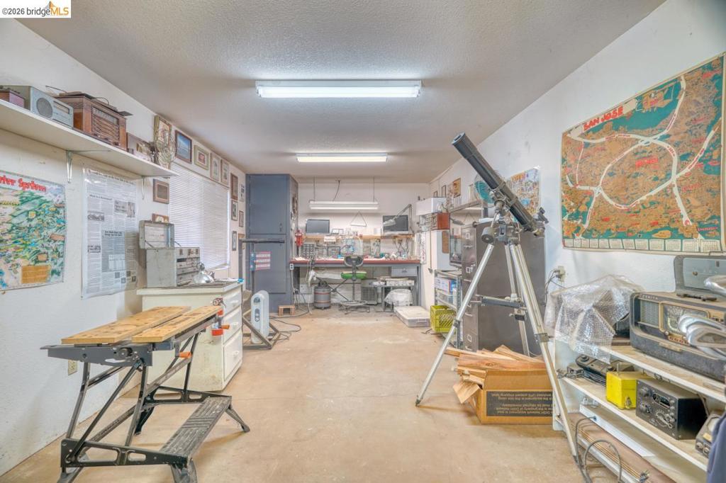 13163 Jackson Mill Dr, Groveland, CA 95321-9345