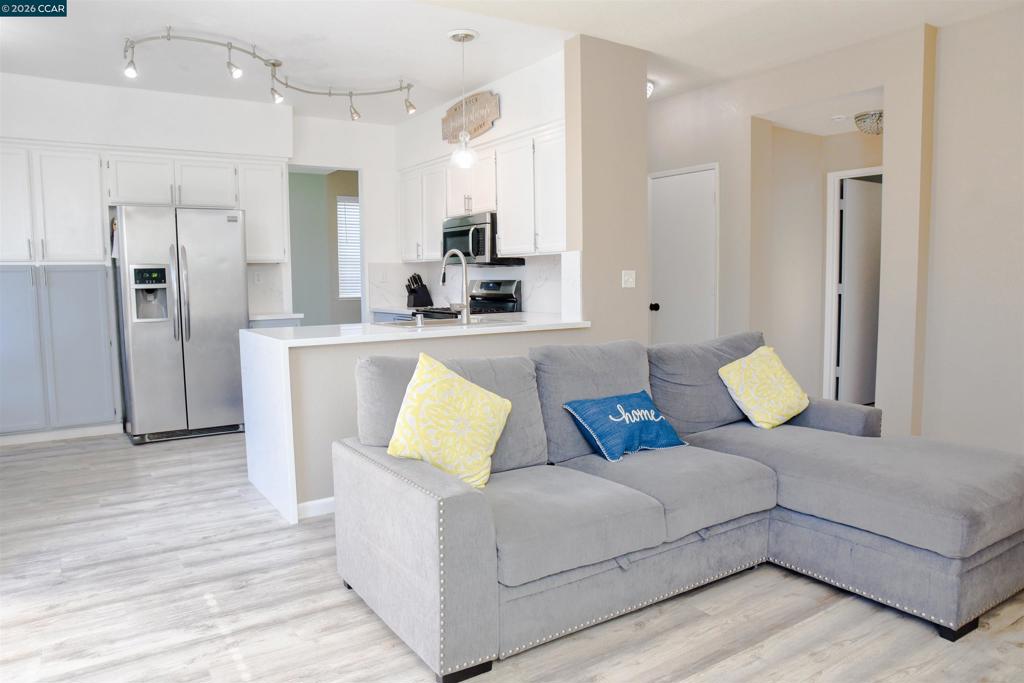 2090 Heartland Cir, Brentwood (CC), CA 94513