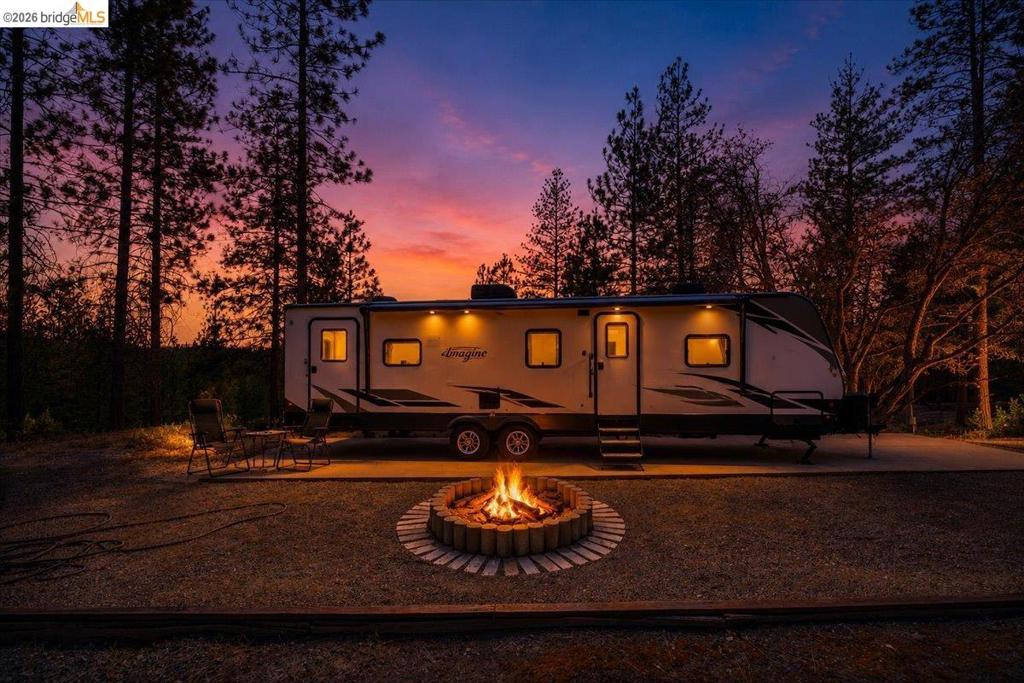 10421 Dexter Ln, Coulterville, CA 95311