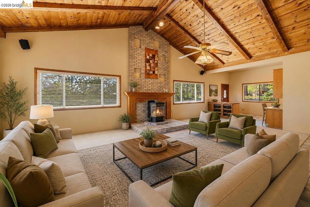 10421 Dexter Ln, Coulterville, CA 95311