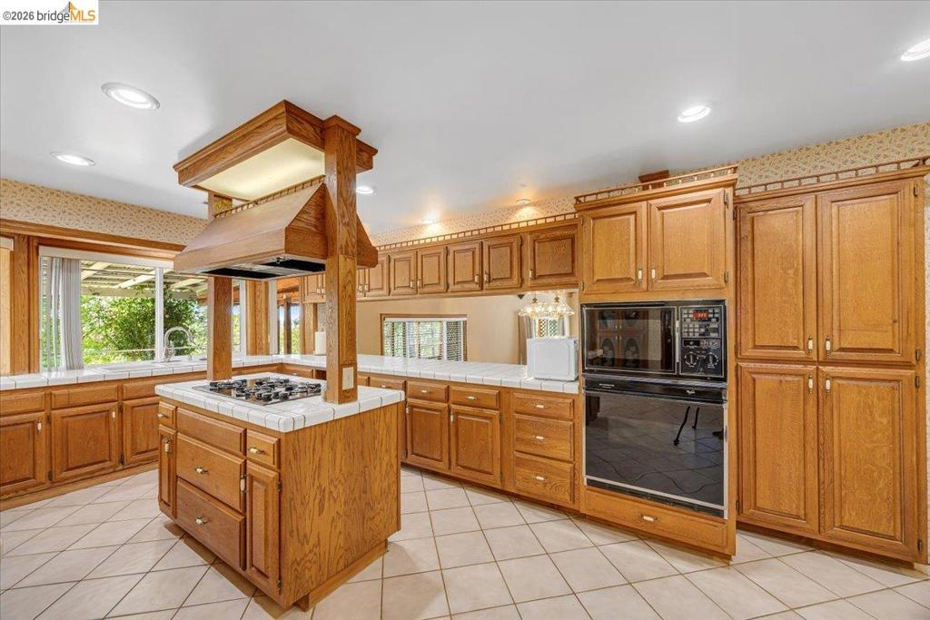 10421 Dexter Ln, Coulterville, CA 95311