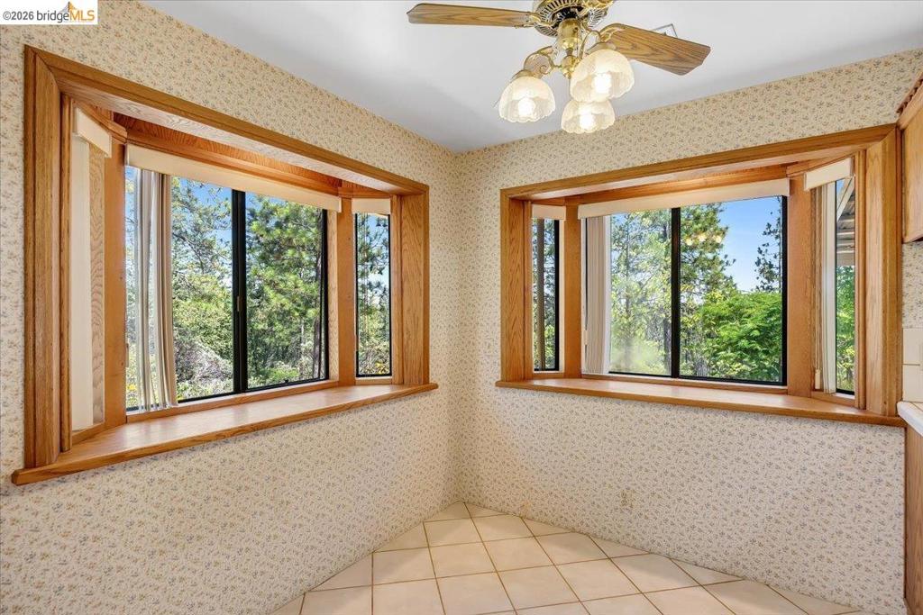 10421 Dexter Ln, Coulterville, CA 95311