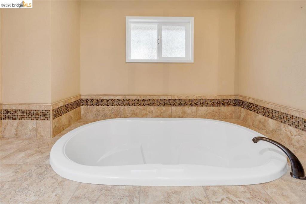 10421 Dexter Ln, Coulterville, CA 95311