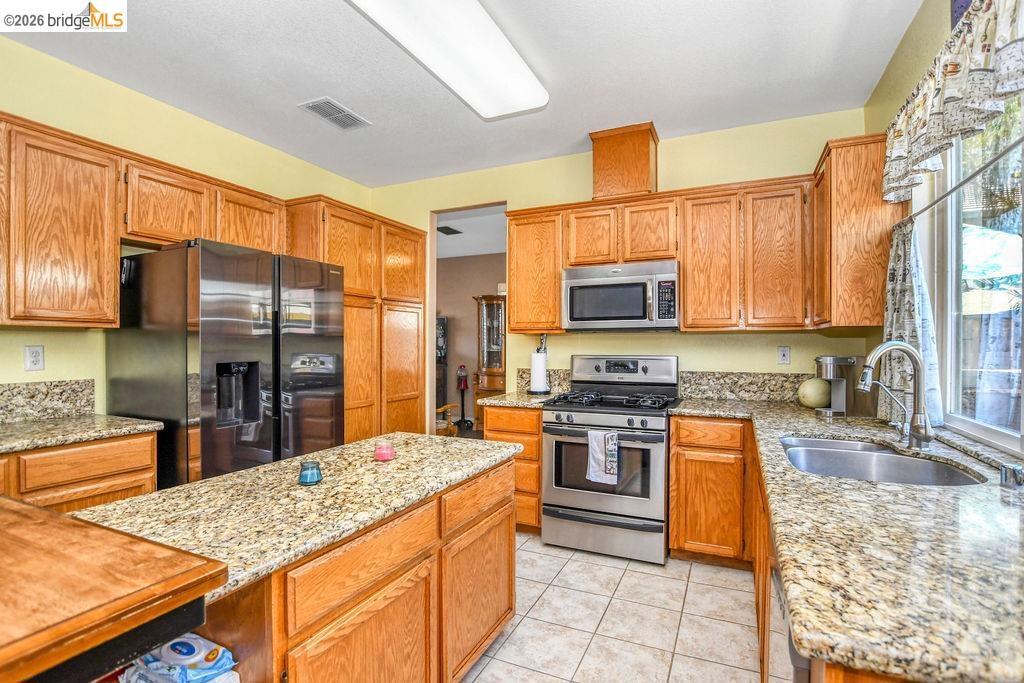 1040 Broadcreek Court, Brentwood (CC), CA 94513-5822