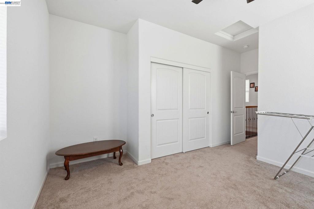 2126 Grapevine Dr, Livingston, CA 95334