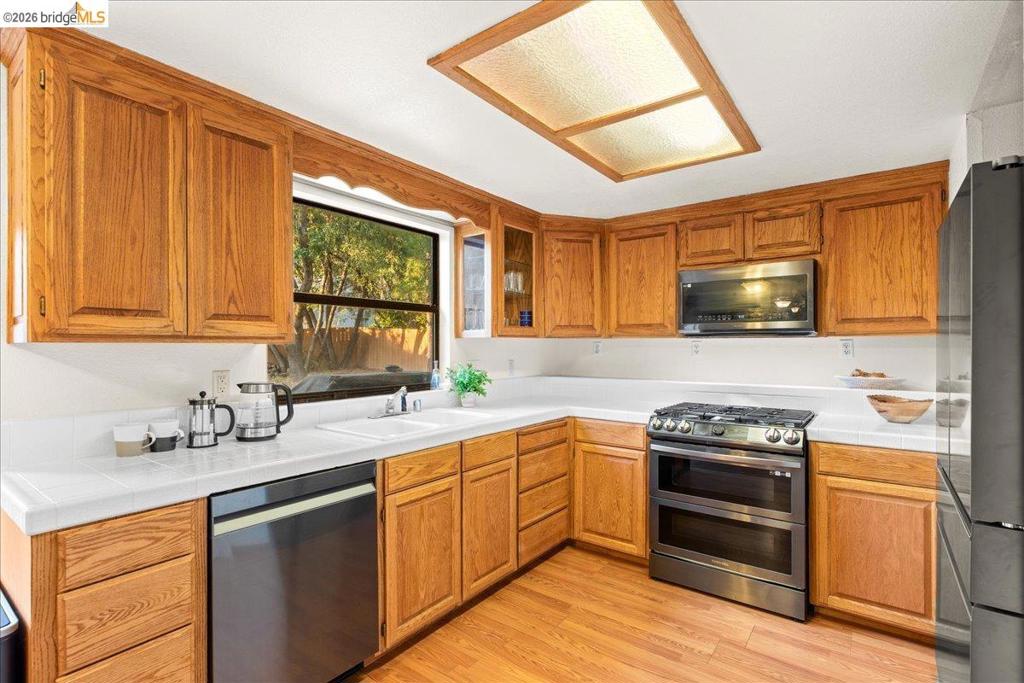 21787 Crystal Lake Dr, Sonora, CA 95370