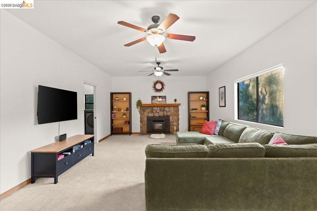 21787 Crystal Lake Dr, Sonora, CA 95370