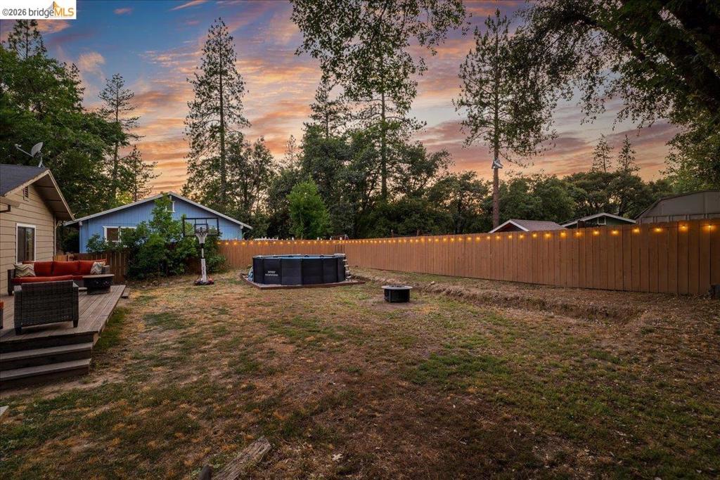 21787 Crystal Lake Dr, Sonora, CA 95370
