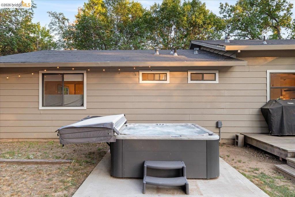 21787 Crystal Lake Dr, Sonora, CA 95370