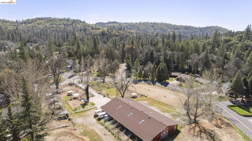 21787 Crystal Lake Dr, Sonora, CA 95370