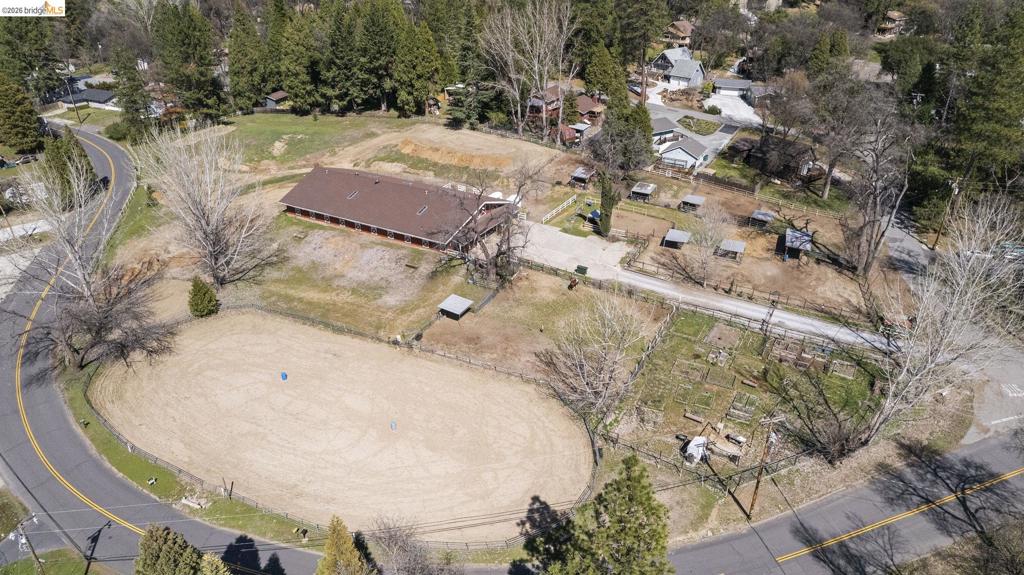 21787 Crystal Lake Dr, Sonora, CA 95370
