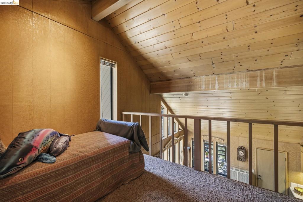28783 Herring Creek Ln, Strawberry, CA 95375