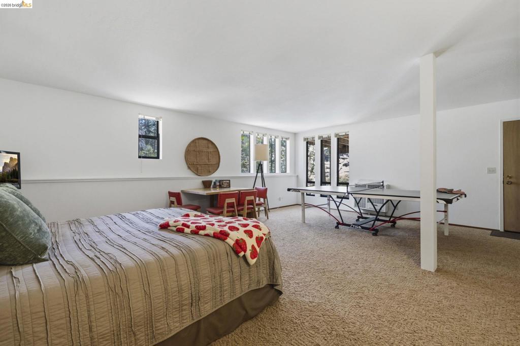28783 Herring Creek Ln, Strawberry, CA 95375
