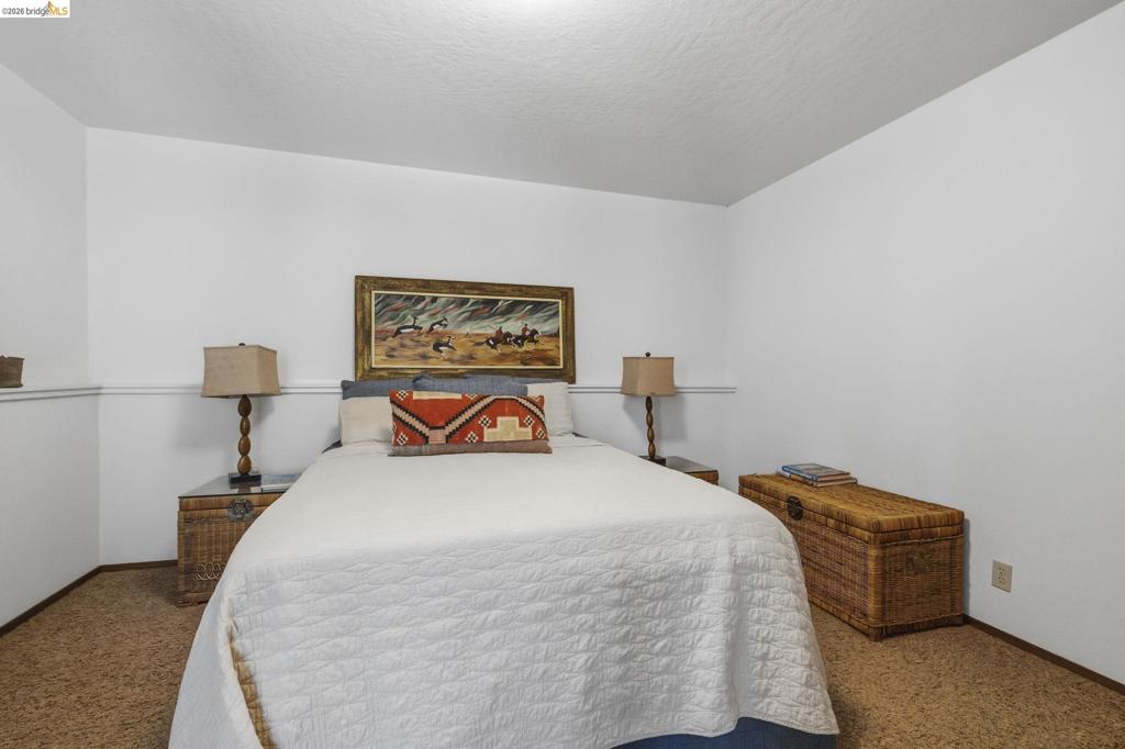 28783 Herring Creek Ln, Strawberry, CA 95375