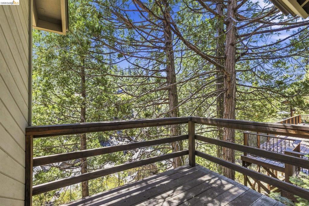 28783 Herring Creek Ln, Strawberry, CA 95375