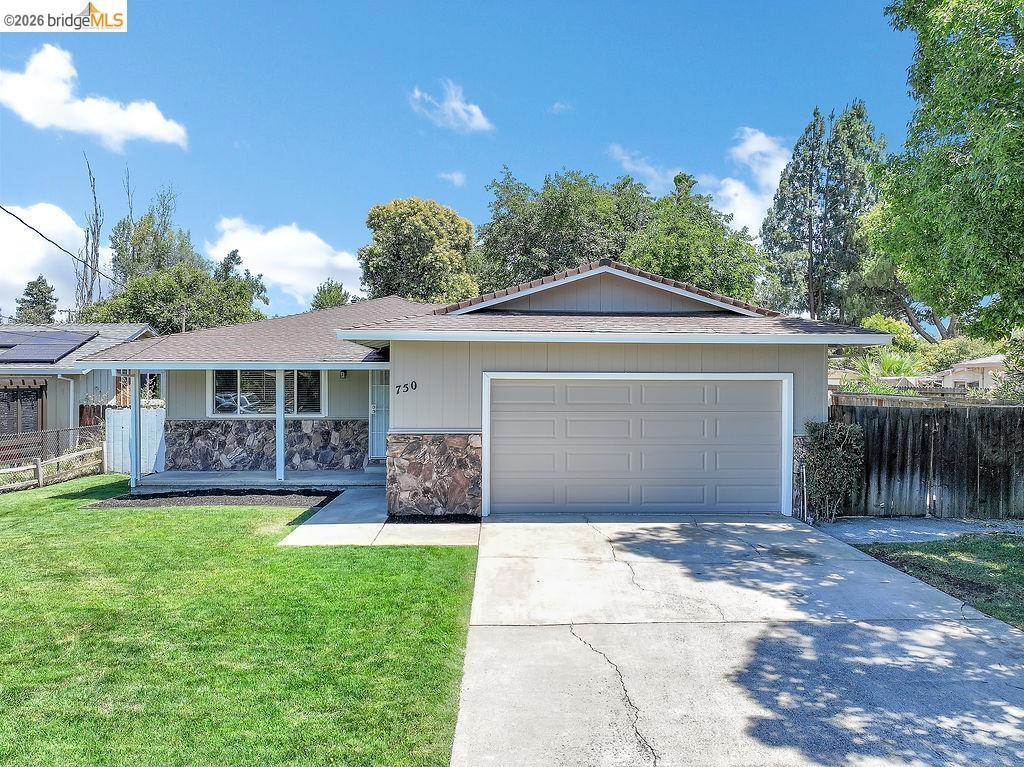 750 Beatrice St, Brentwood (CC), CA 94513