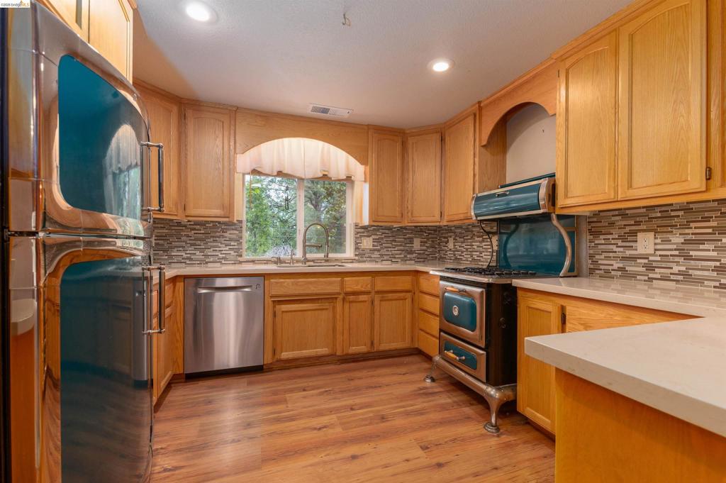 22401 Ridge Road, Twain Harte, CA 95383