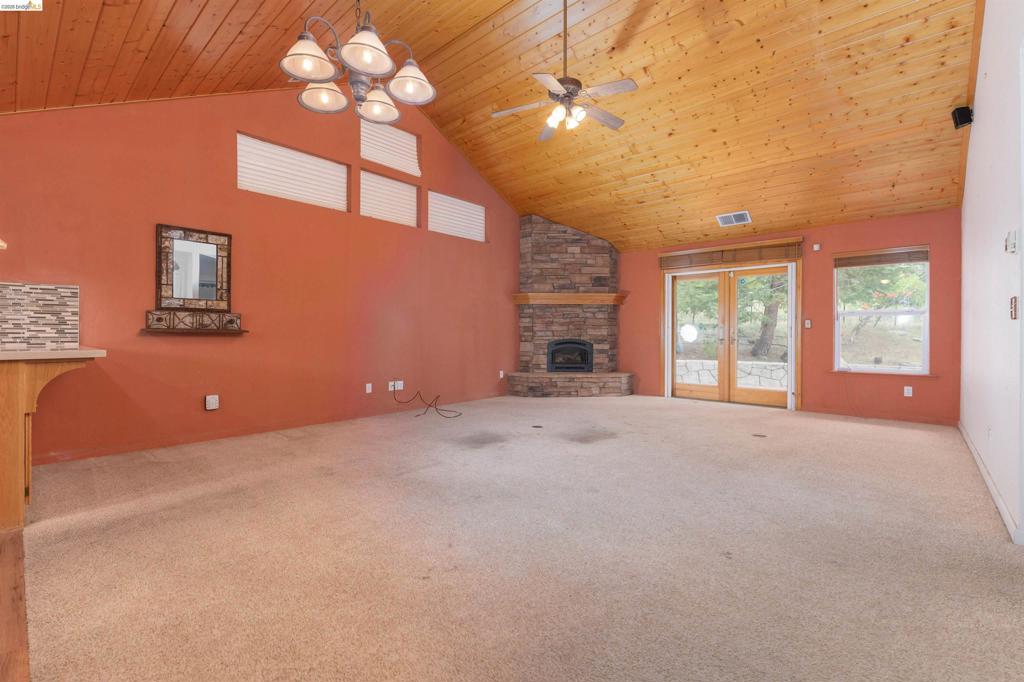 22401 Ridge Road, Twain Harte, CA 95383