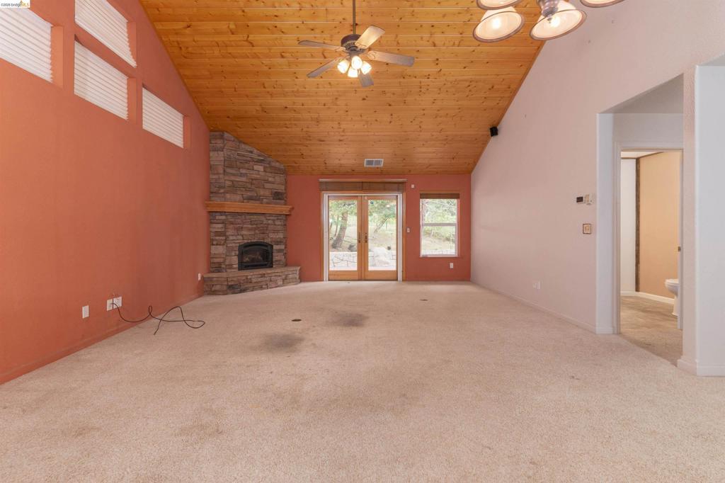 22401 Ridge Road, Twain Harte, CA 95383