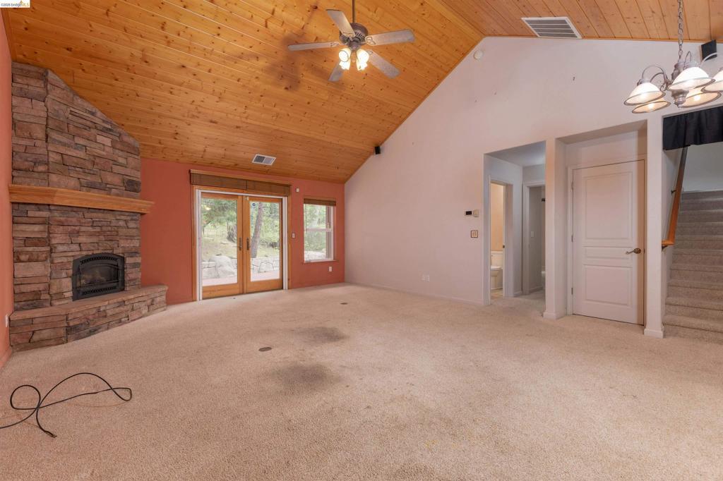 22401 Ridge Road, Twain Harte, CA 95383