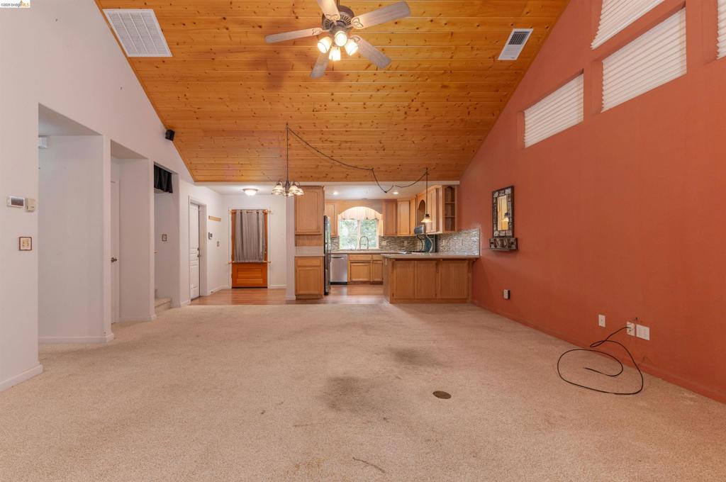 22401 Ridge Road, Twain Harte, CA 95383