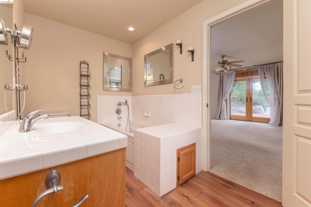 22401 Ridge Road, Twain Harte, CA 95383