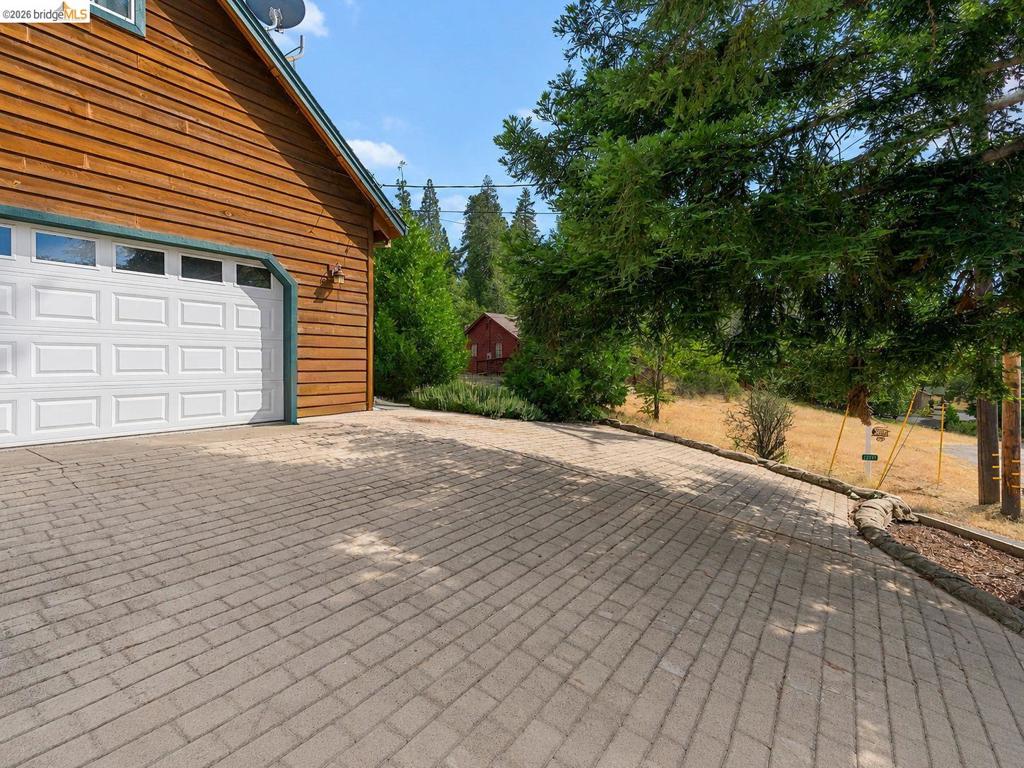 22401 Ridge Road, Twain Harte, CA 95383
