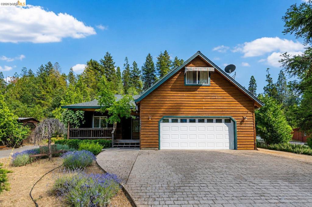 22401 Ridge Road, Twain Harte, CA 95383