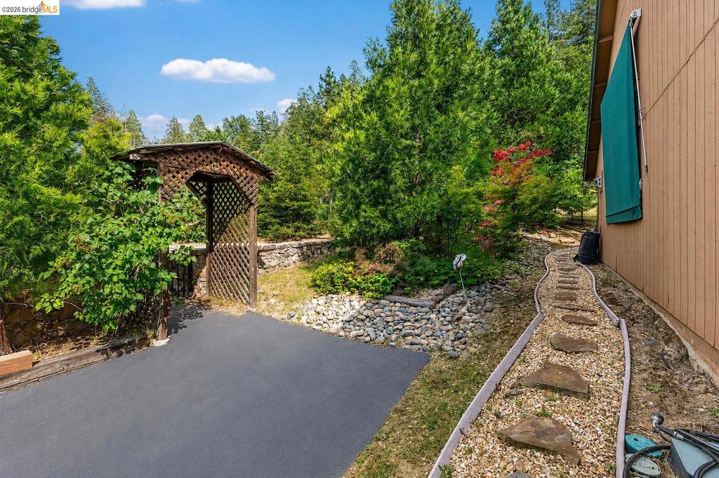 22401 Ridge Road, Twain Harte, CA 95383