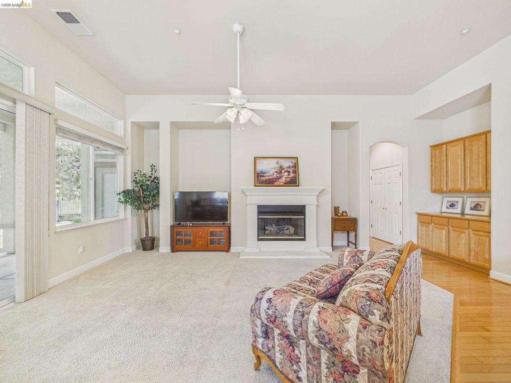 1035 Bismarck Ter, Brentwood (CC), CA 94513