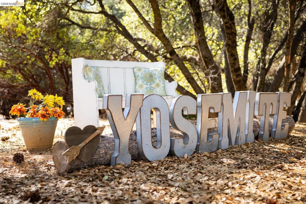 12998 Jackson Mill, Groveland, CA 95321