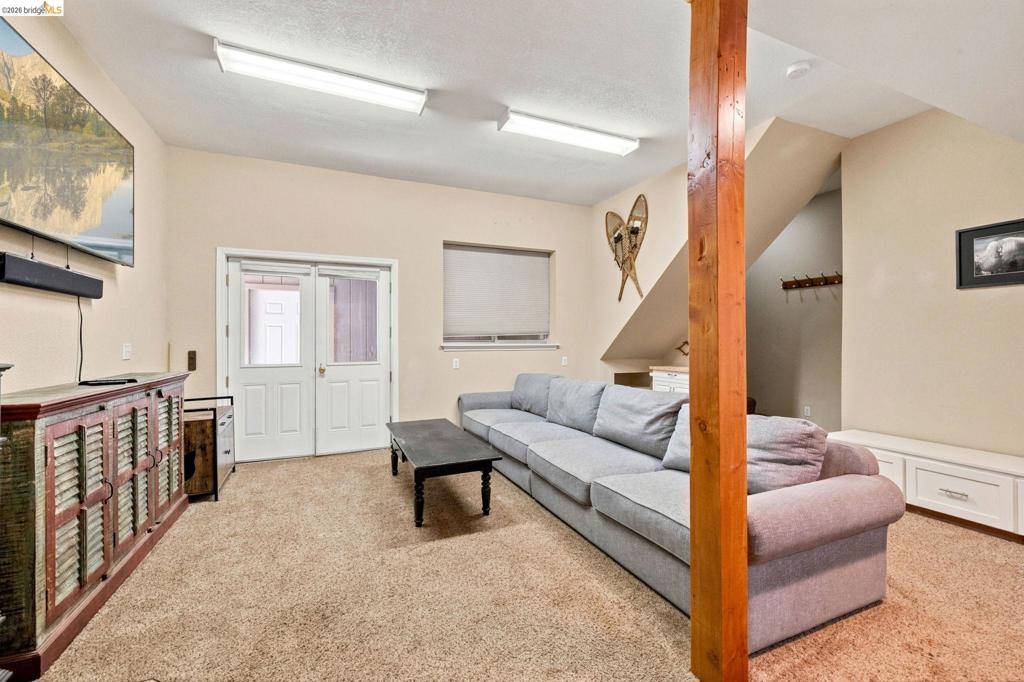 22397 Moses, Long Barn, CA 95335