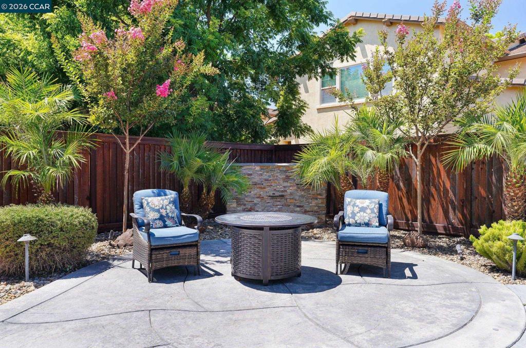 449 Avondale Ct, Brentwood (CC), CA 94513
