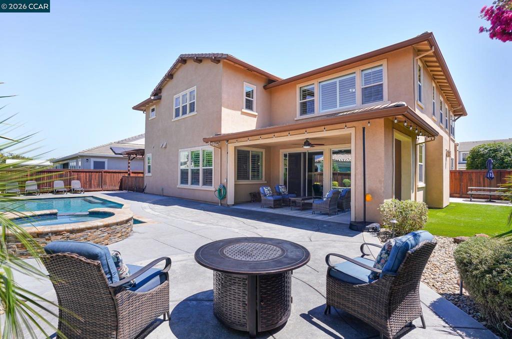 449 Avondale Ct, Brentwood (CC), CA 94513