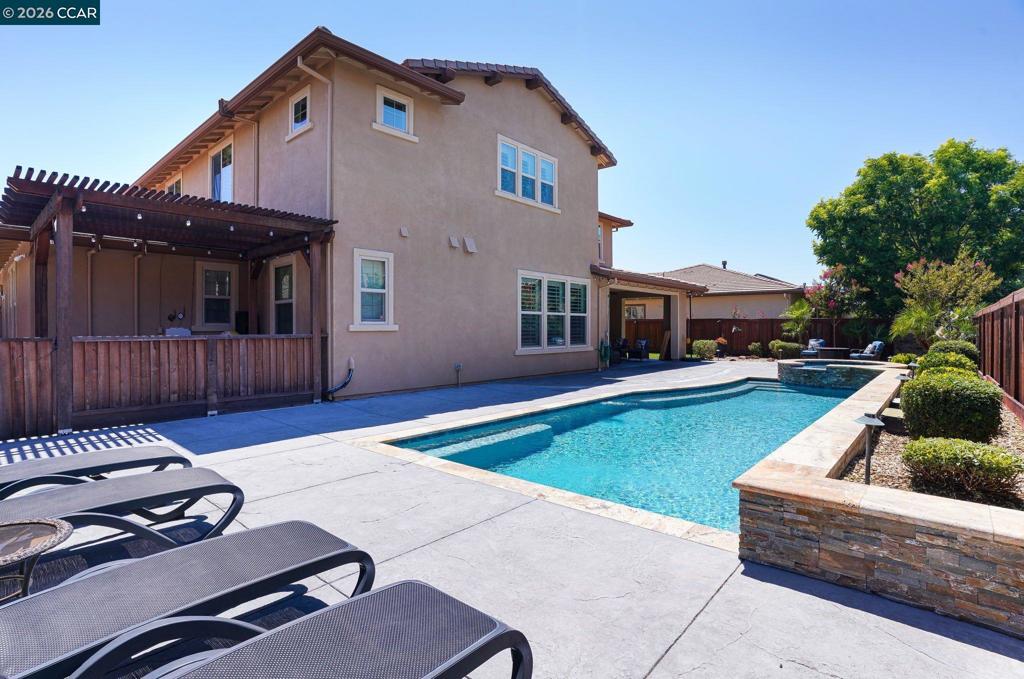 449 Avondale Ct, Brentwood (CC), CA 94513