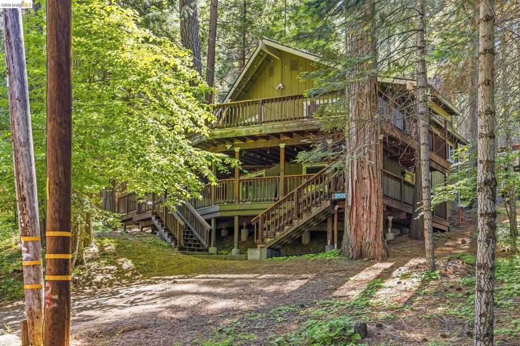 25209 E Jordan Way, Long Barn, CA 95335