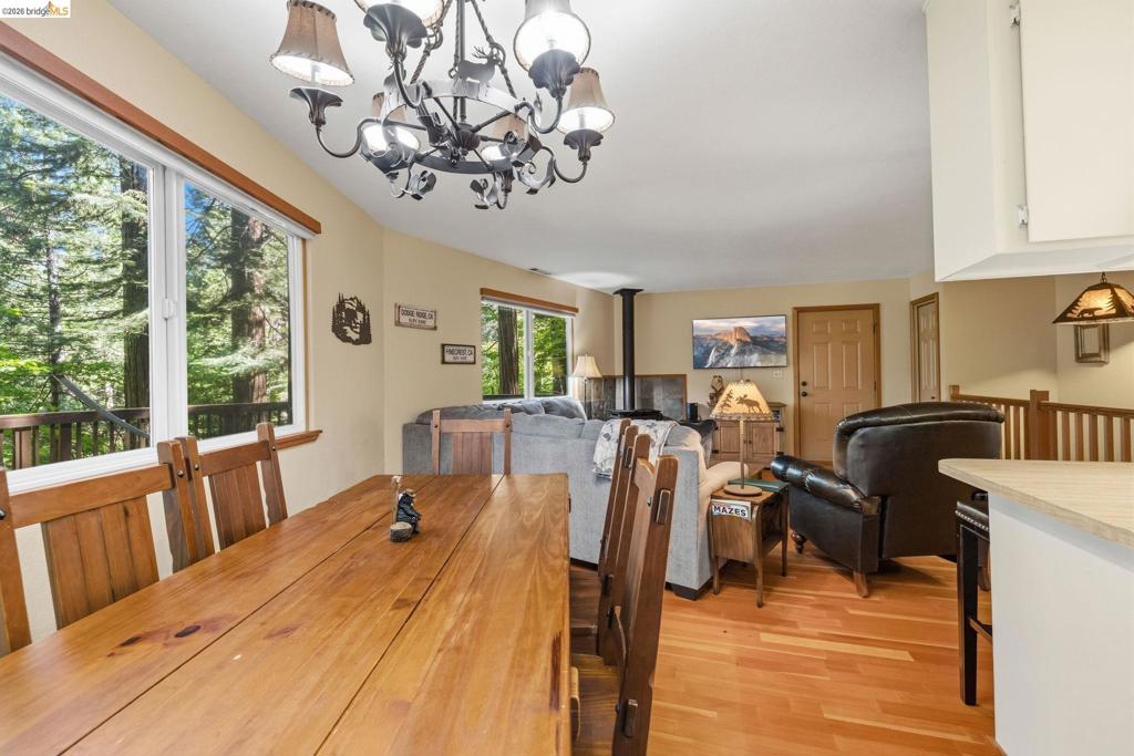 25209 E Jordan Way, Long Barn, CA 95335