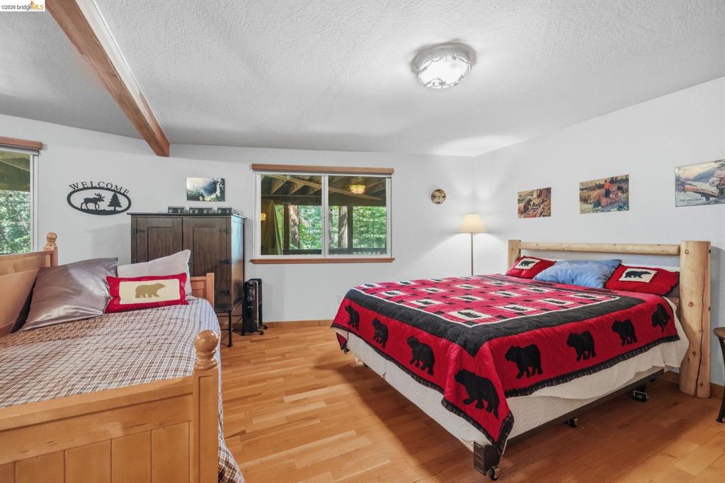 25209 E Jordan Way, Long Barn, CA 95335