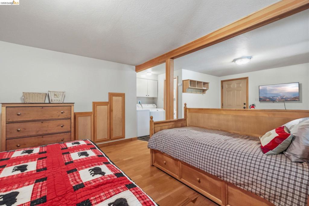 25209 E Jordan Way, Long Barn, CA 95335
