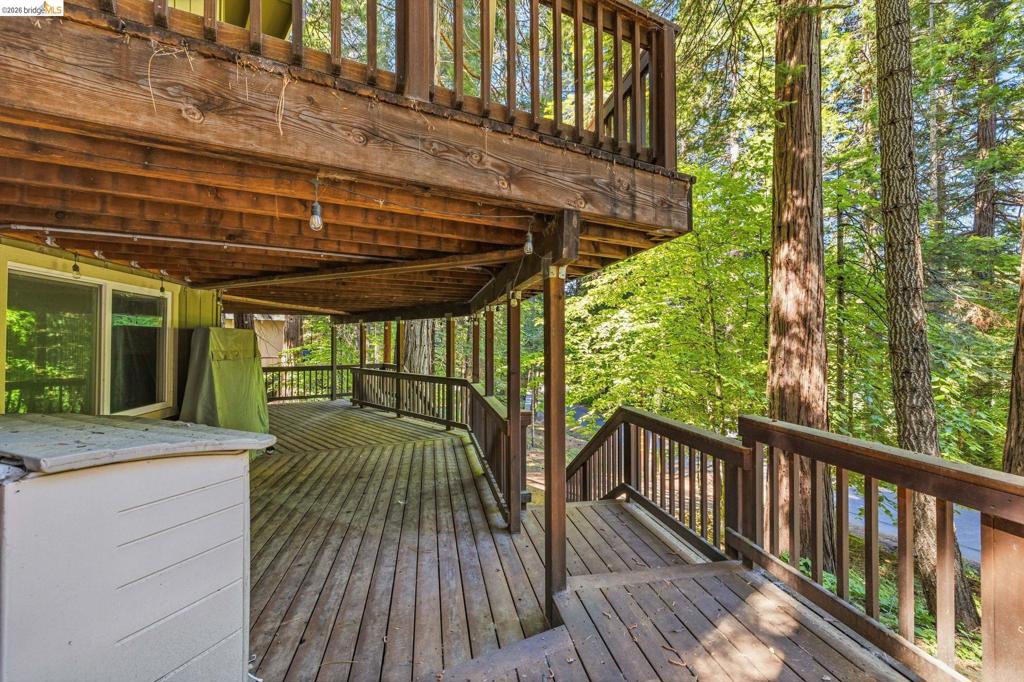 25209 E Jordan Way, Long Barn, CA 95335