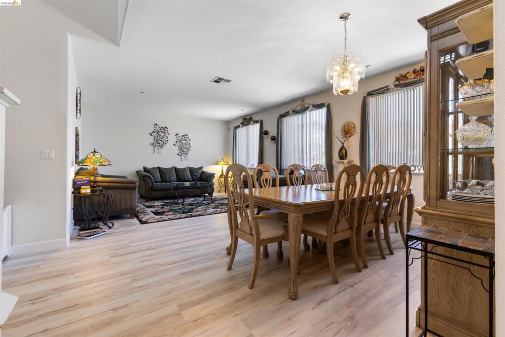 647 Macadamia Ct, Brentwood (CC), CA 94513